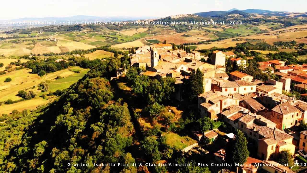 B&B Il Glicine Montefollonico Kültér fotó
