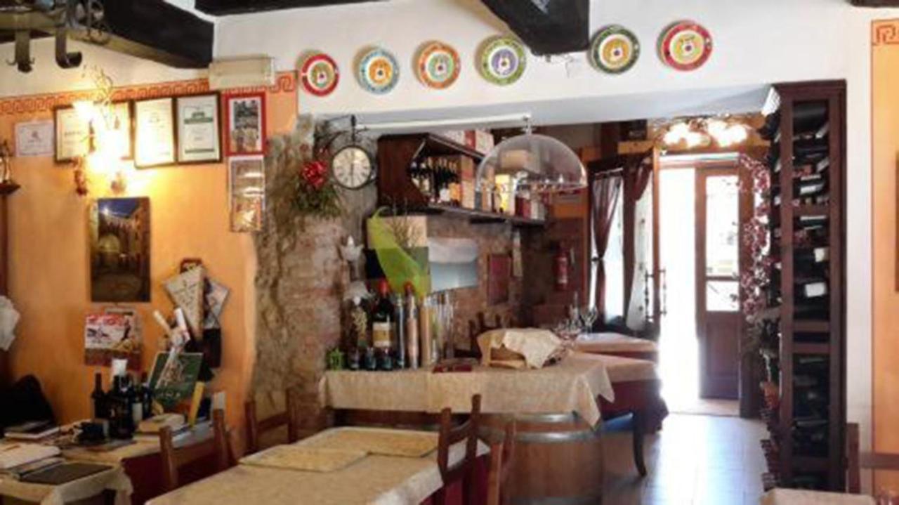 B&B Il Glicine Montefollonico Kültér fotó